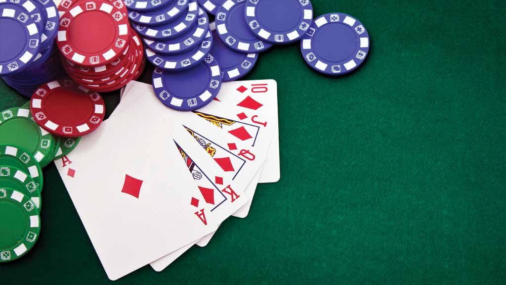 Poker Online Gambling is Easier to Play Through Famous Sites